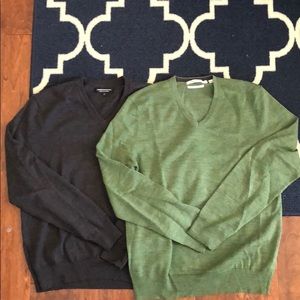 Two Merino wool v-neck sweater
